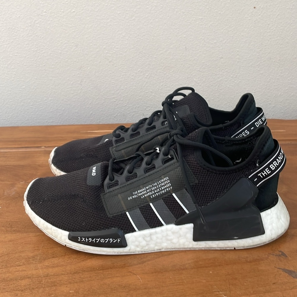 Adidas NMD R1 V2 Shoes Size 10 - Picture 4 of 14